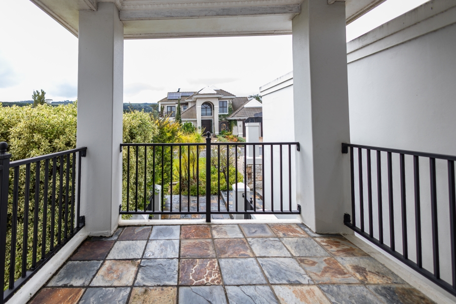 4 Bedroom Property for Sale in Zevenwacht Country Estate Western Cape